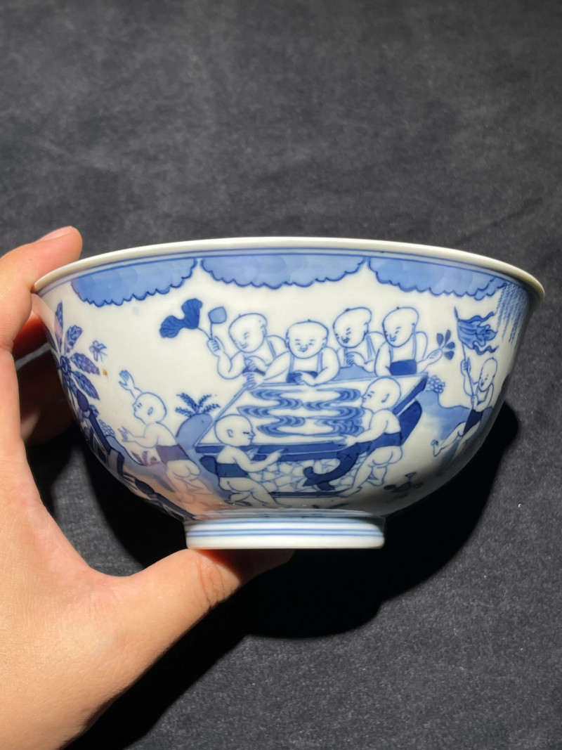 清道光 青花婴戏纹碗 - 图2
