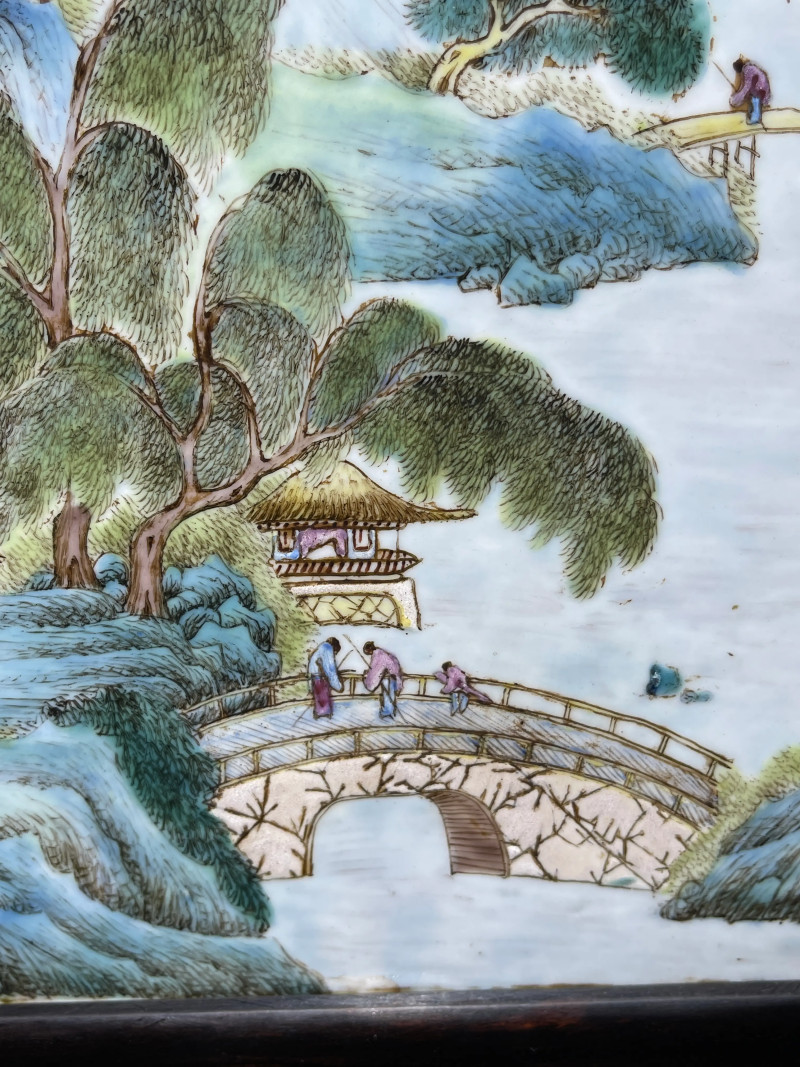 民国 粉彩山水纹插屏 - 图5