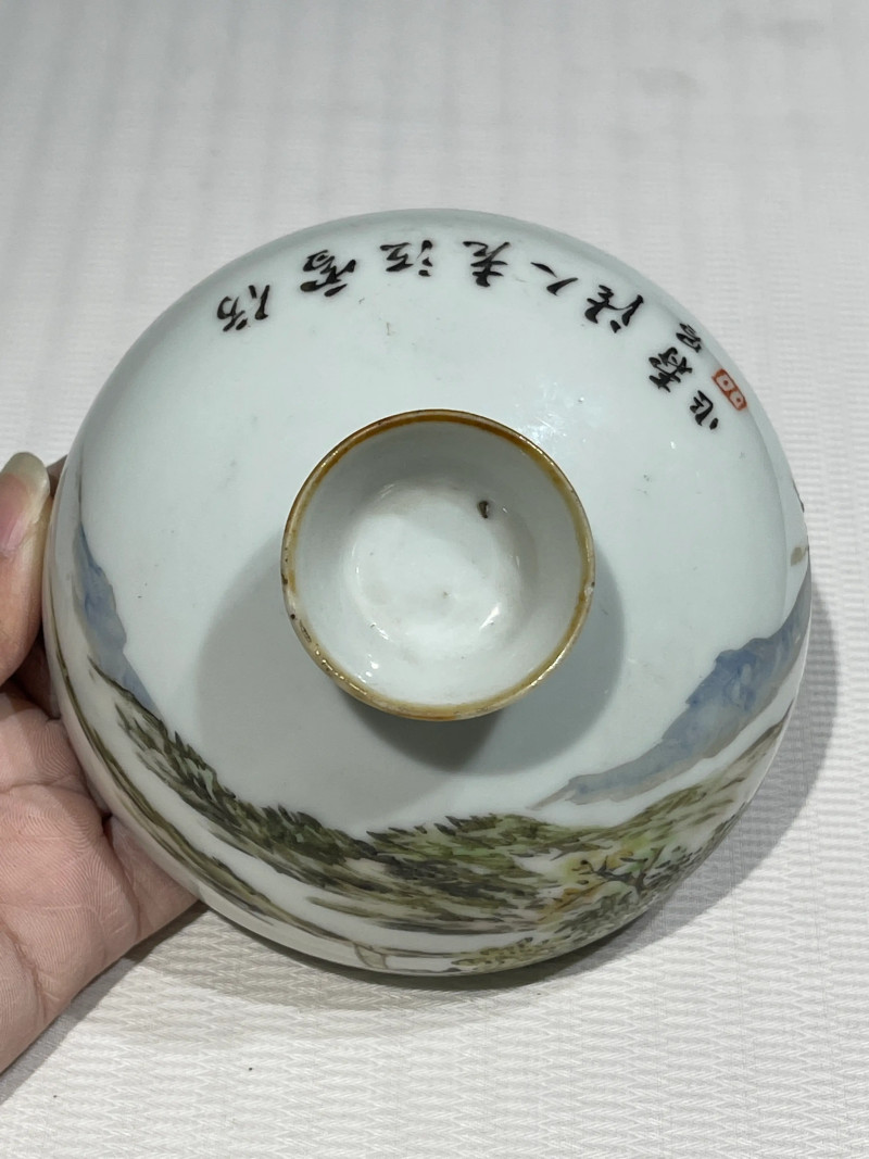 清晚期 浅绛彩盖、托一组八件 - 图24