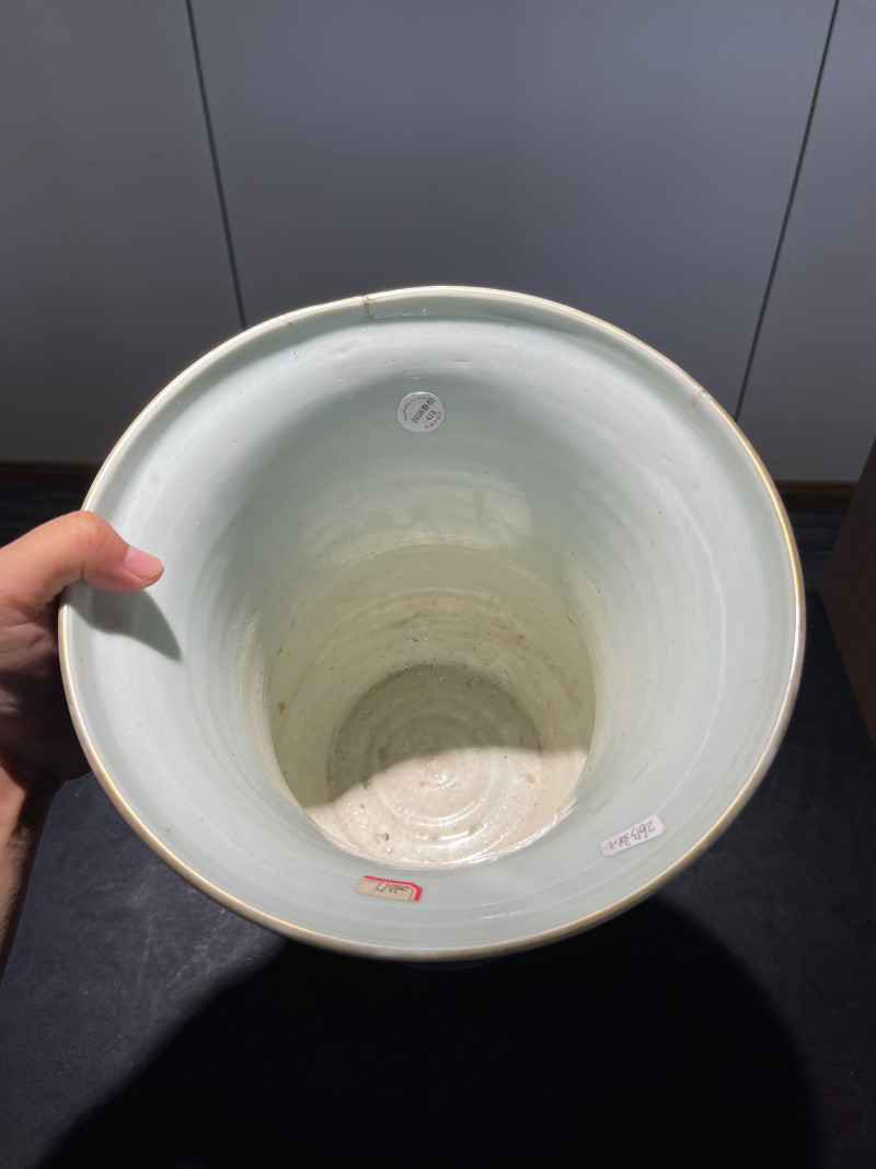 清晚期 粉彩花卉纹花觚一对 - 图5