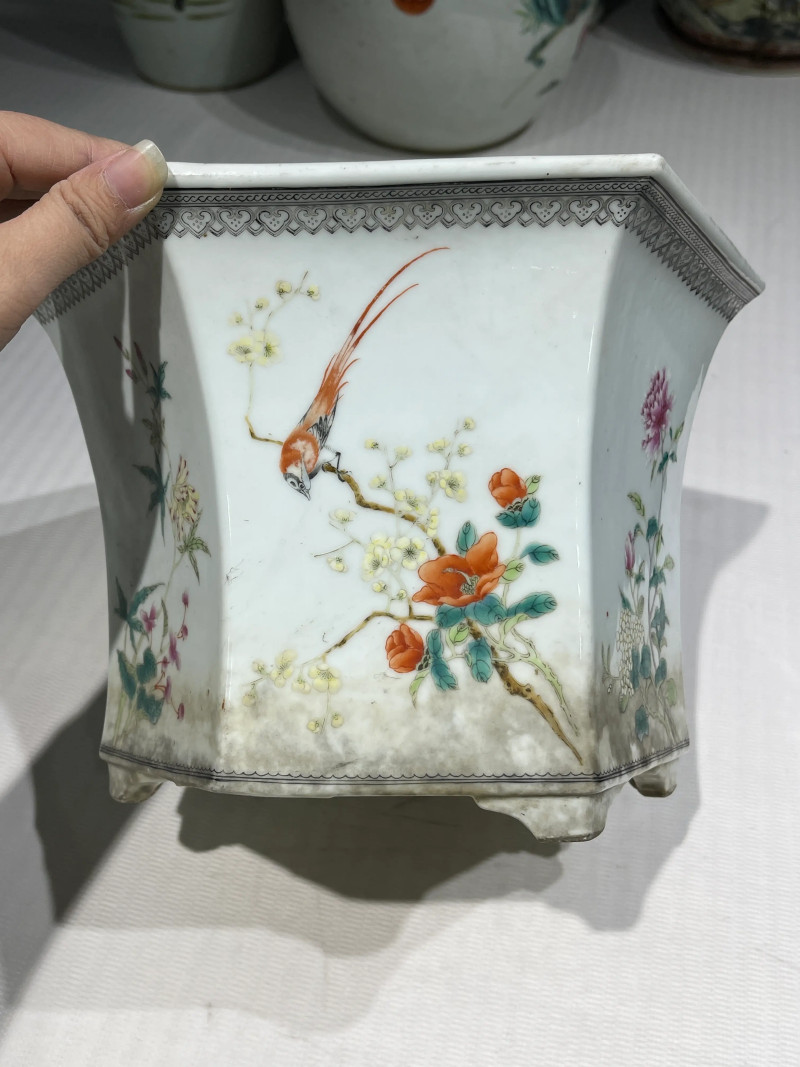 清代 粉彩花盆七件 - 图2