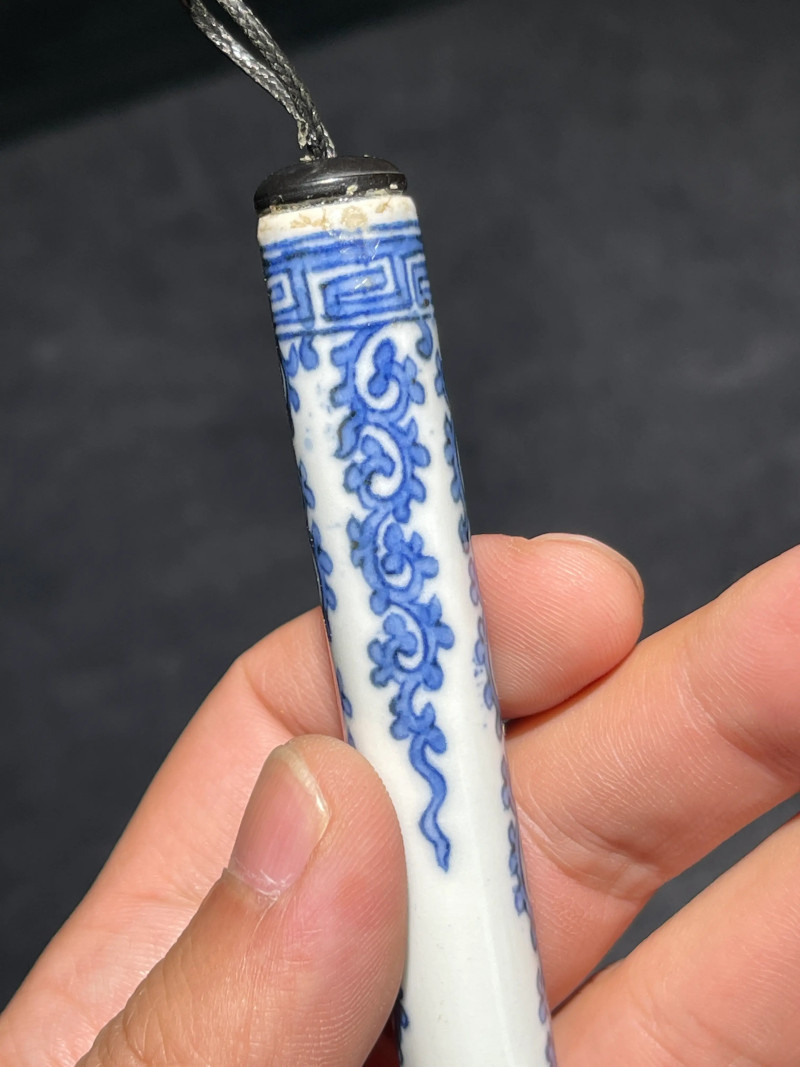 明万历 青花花卉纹毛笔 - 图4