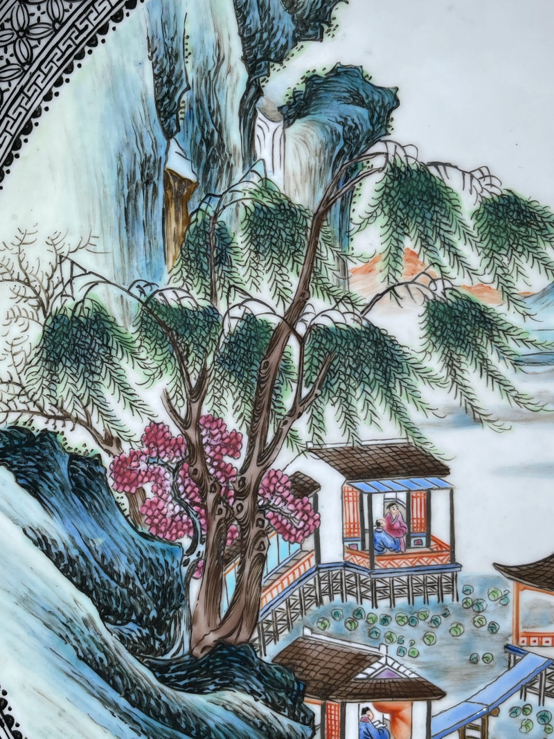 民国 粉彩山水纹大盘一对 - 图5