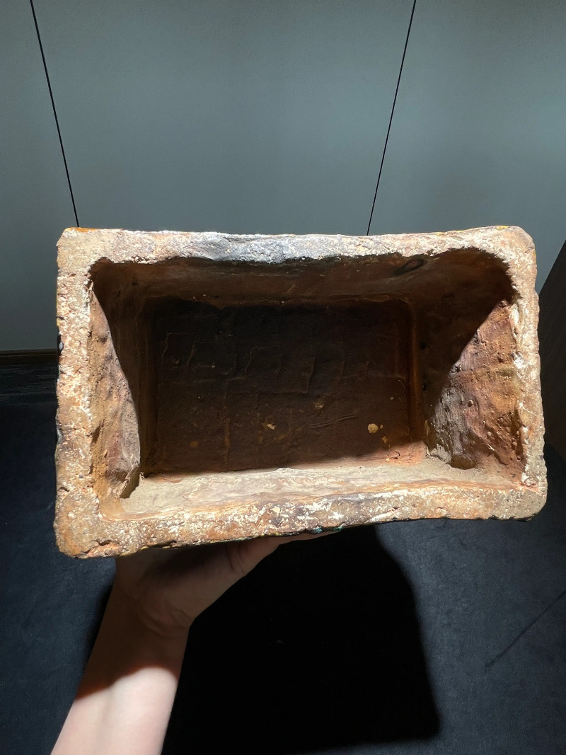明代 珐华彩瑞兽形烛台一对 - 图34