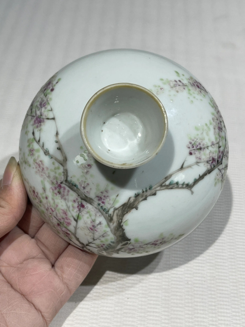 清晚期 浅绛彩盖、托一组八件 - 图2