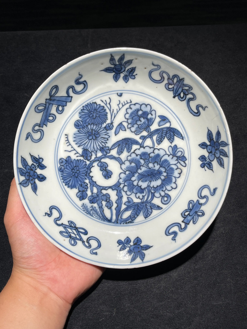 明晚期 青花花卉纹盘一对 - 图2