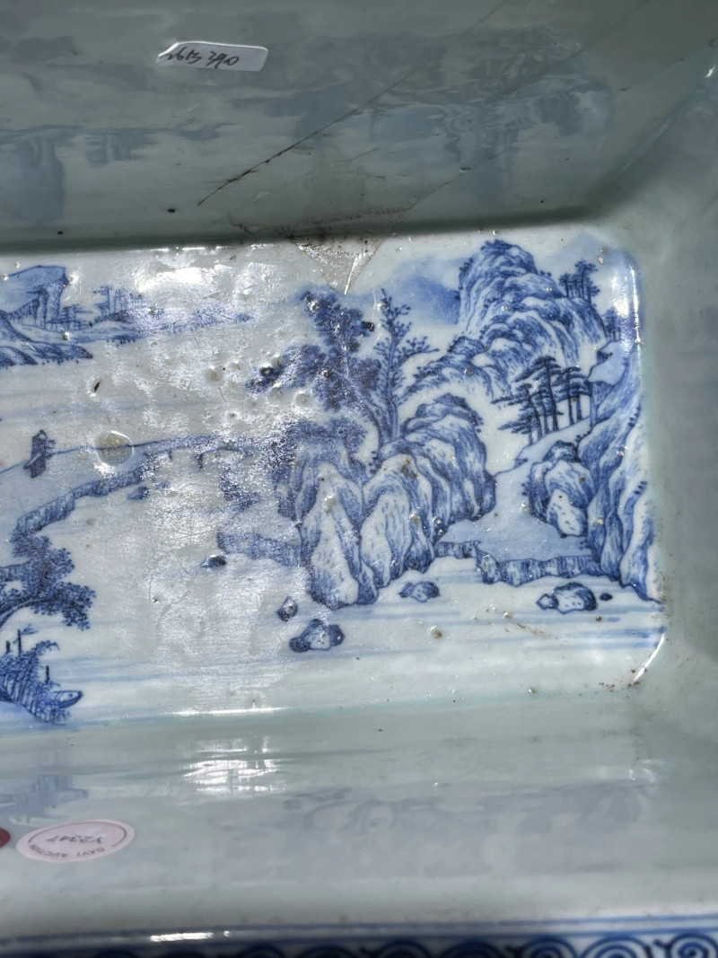 清早期 青花山水纹花盆 - 图10