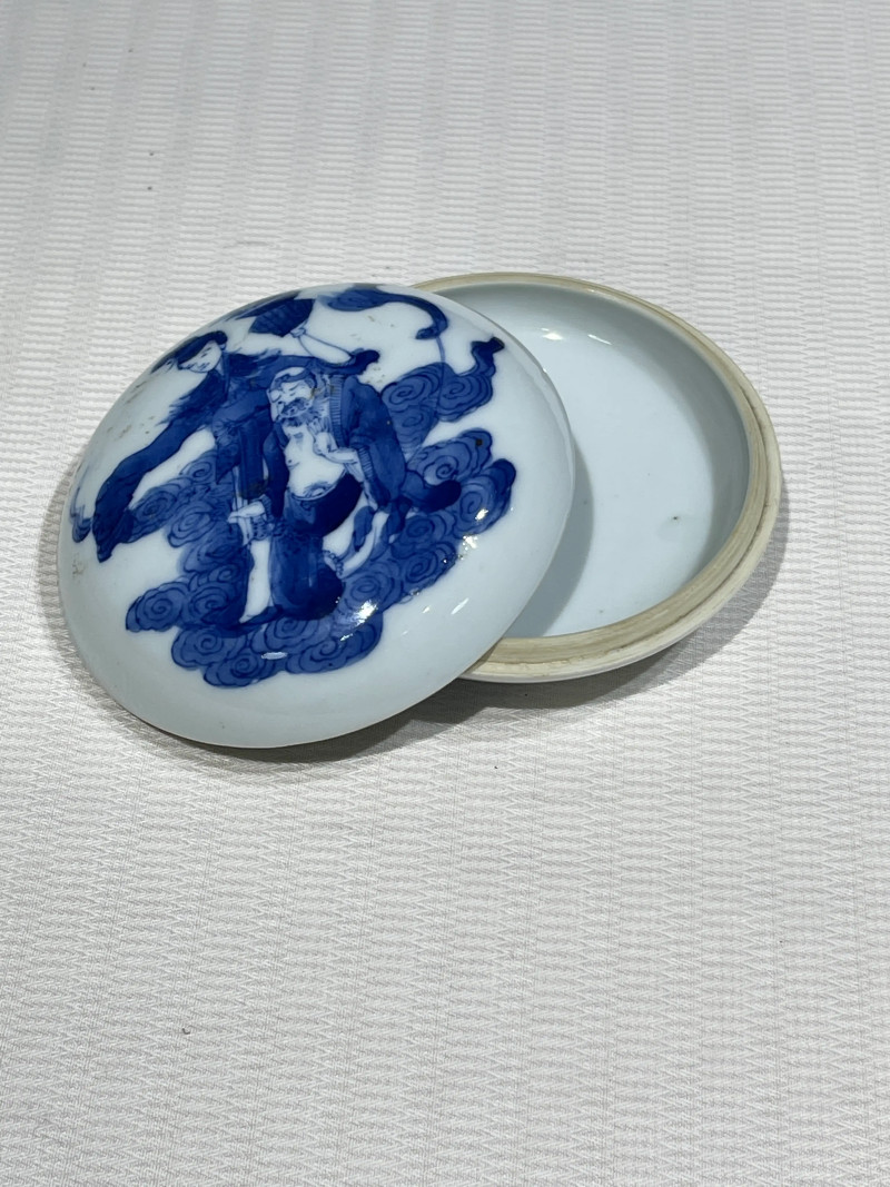 清代 青花瓷器一组八件 - 图2