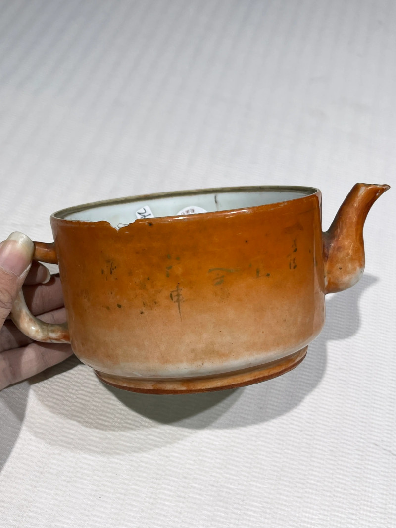 清代 粉彩茶壶一组十五件 - 图21