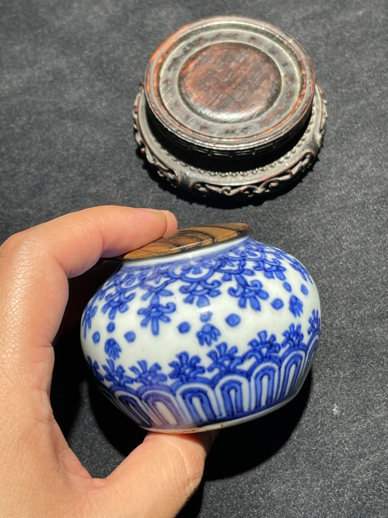 清雍正 青花花卉纹水盂 - 图2