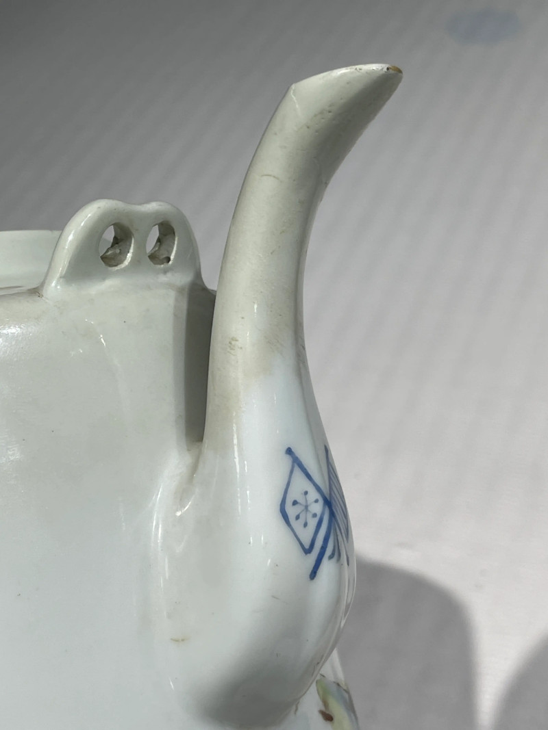 清代 粉彩瓷器一组四件 - 图9