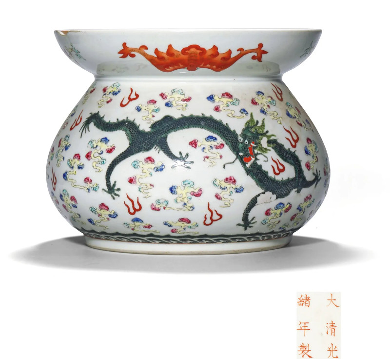 清光绪 粉彩八宝龙纹花囊