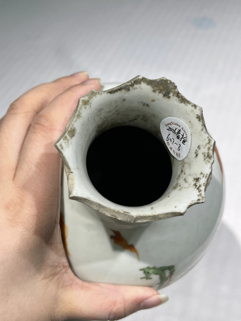 清代 粉彩人物纹瓷器一组十四件 - 图4