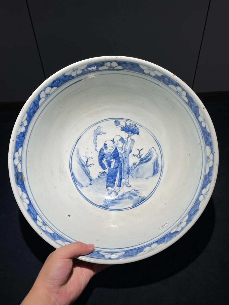 清晚期 青花八仙纹大碗 - 图10