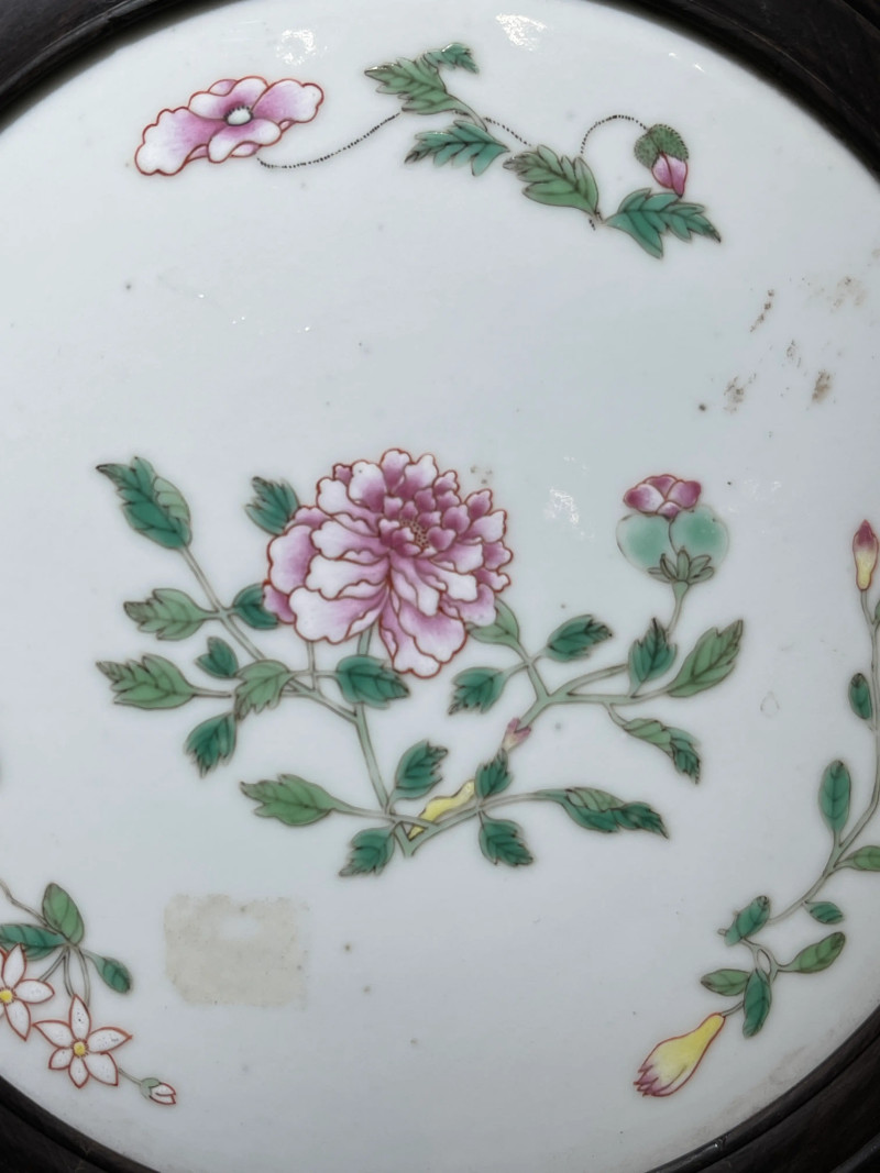 清乾隆 粉彩花卉纹瓷板 - 图4