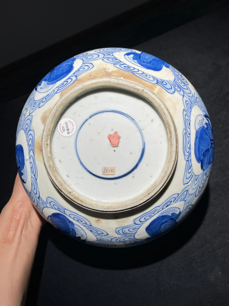 清康熙 青花罗汉纹香炉 - 图10