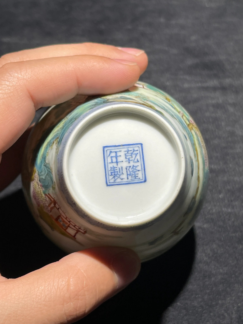 民国 粉彩山水纹梅瓶 - 图11