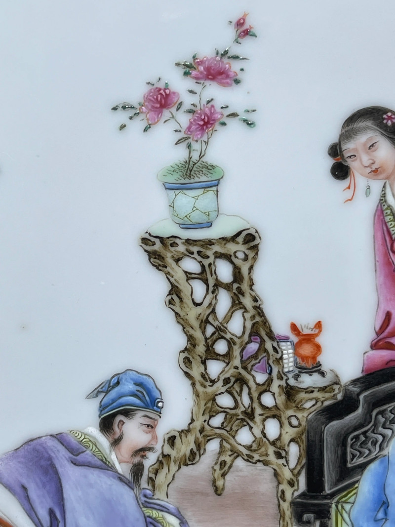 民国 曾福庆画粉彩弃官寻母纹盘 - 图6