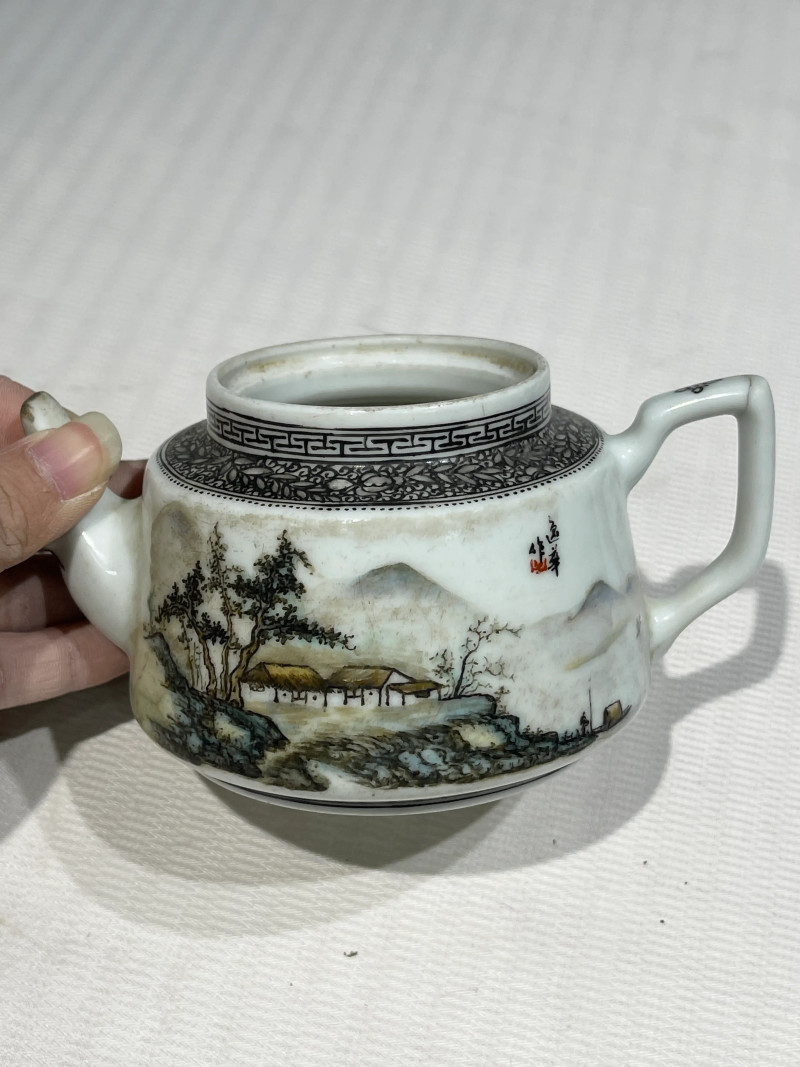 清代 粉彩茶壶一组十五件 - 图93