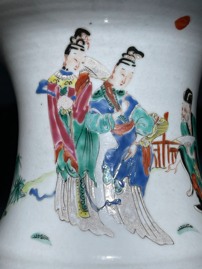 清雍正 粉彩西厢记纹盘口尊 - 图8