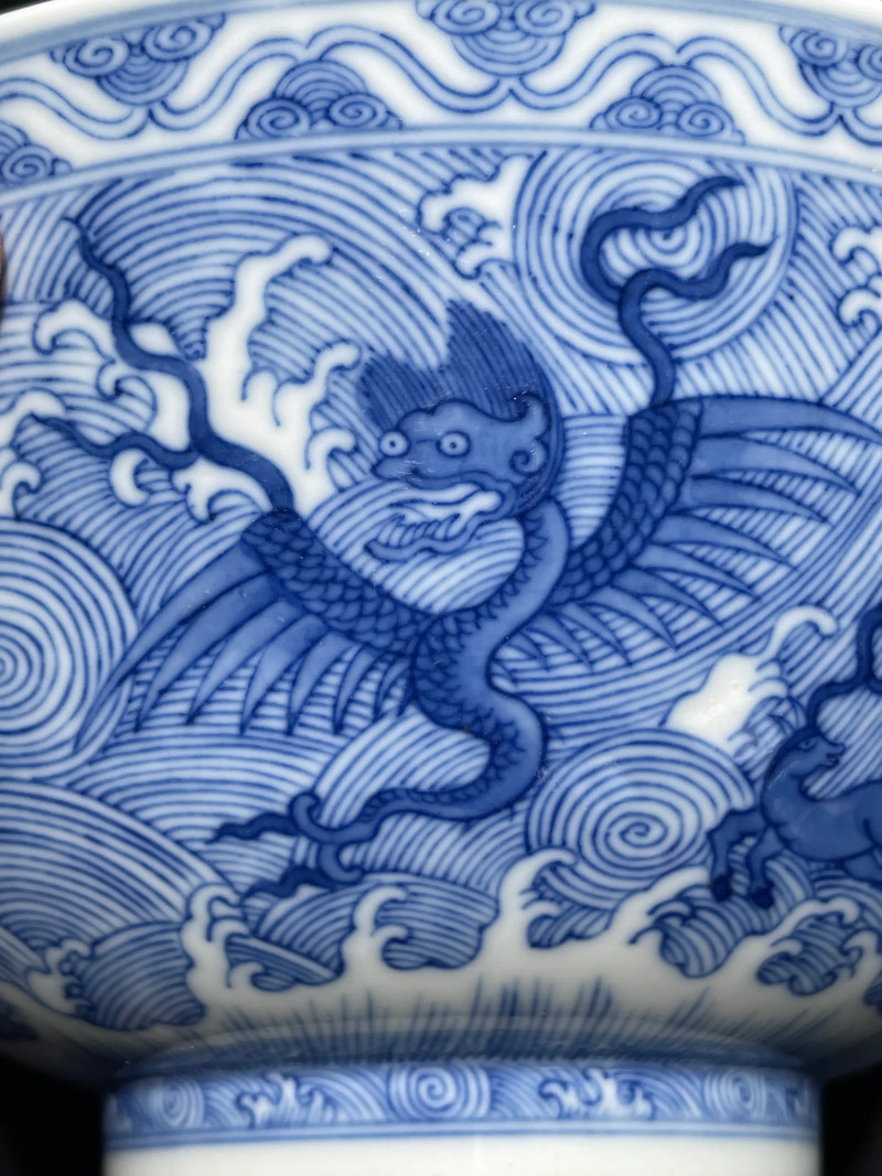 清道光 青花海八怪大碗一对 - 图18