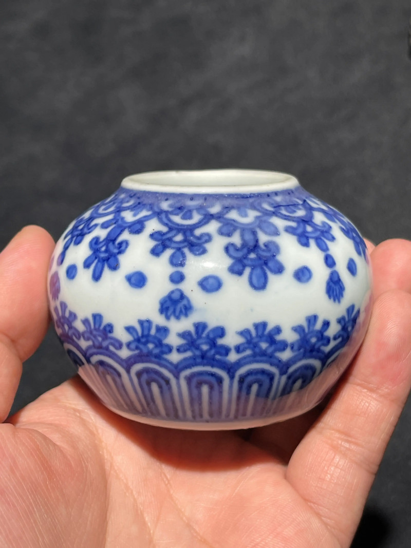 清雍正 青花花卉纹水盂 - 图4