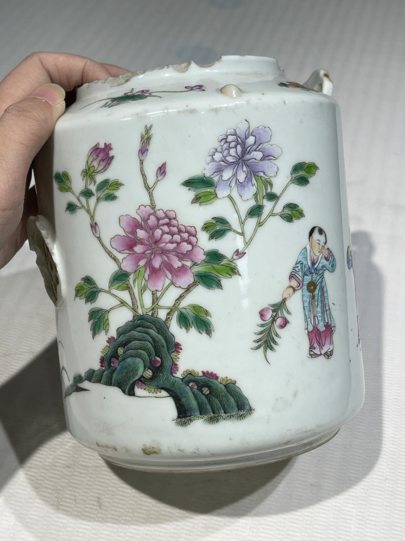 清代 粉彩茶壶一组十五件 - 图40