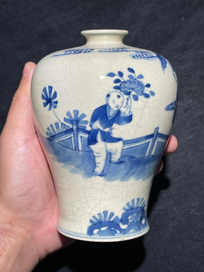 清晚期 浆胎青花折桂图梅瓶一对 - 图18
