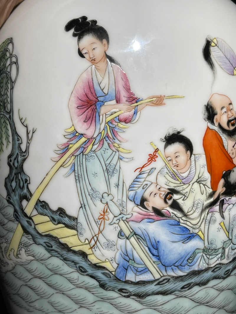 民国 粉彩八仙纹观音瓶 - 图7