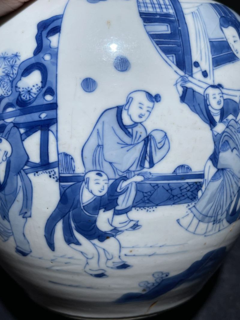 清康熙 青花四妃十六子纹罐 - 图8