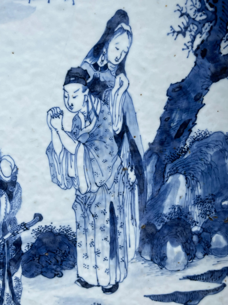 清中期 青花人物风尘三侠纹瓷板 - 图4