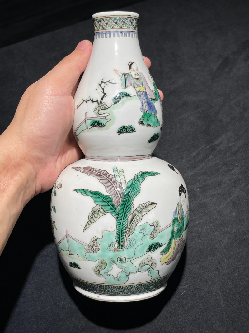 清晚期 五彩人物纹葫芦瓶一对 - 图3