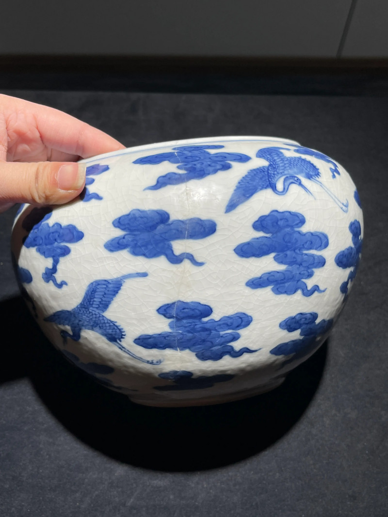 清道光 浆胎青花云鹤纹钵 - 图4