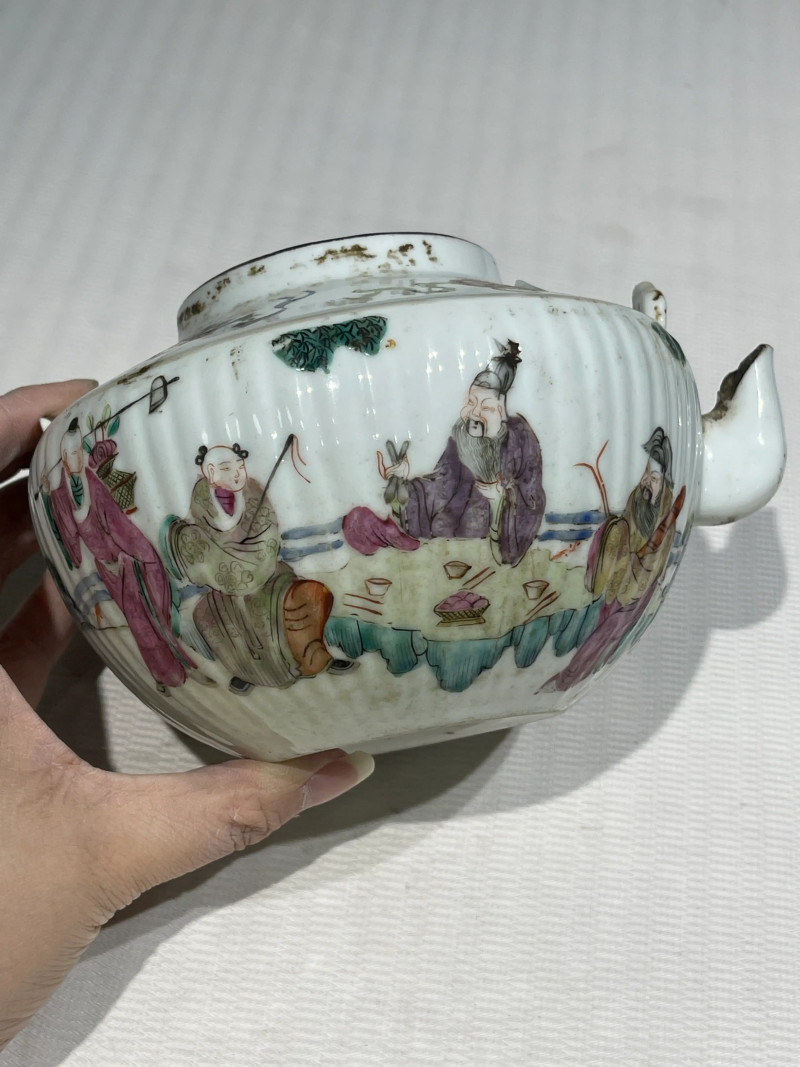 清代 粉彩茶壶一组十五件 - 图60