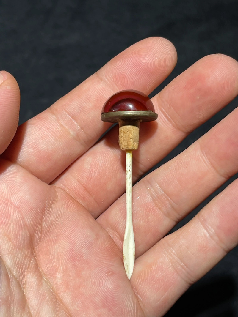 清道光 粉彩蝈蝈纹鼻烟壶 - 图7