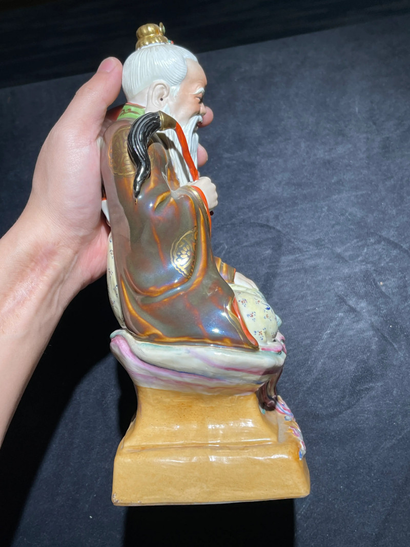 建国后 粉彩太上老君瓷塑 - 图6