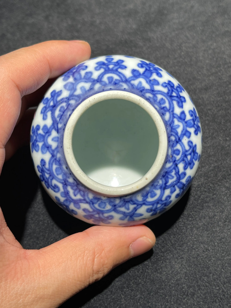 清雍正 青花花卉纹水盂 - 图6