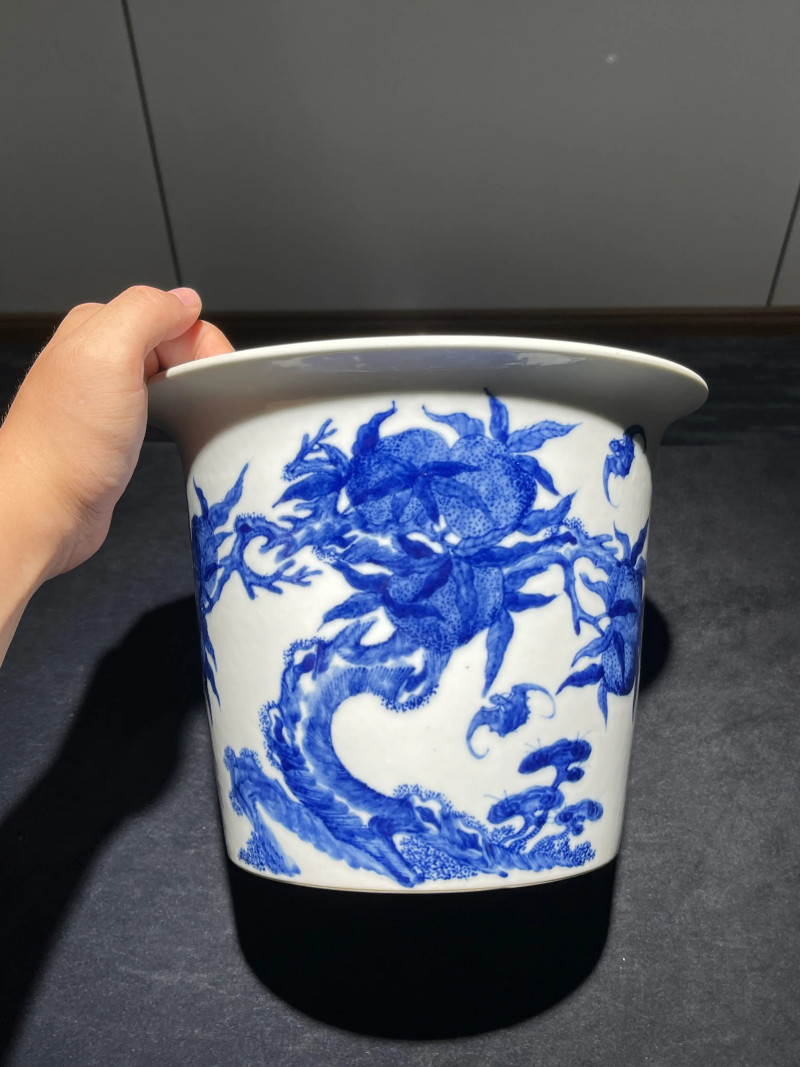 民国 青花九桃纹花盆 - 图2
