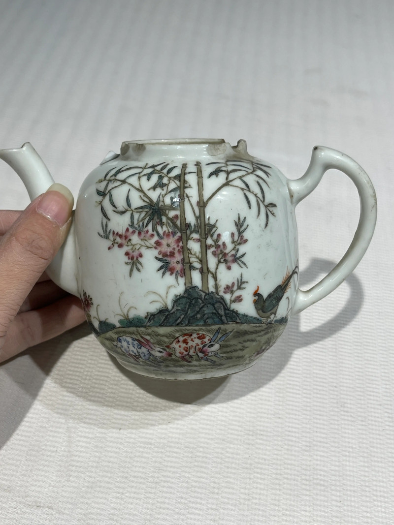 清代 粉彩茶壶一组十二件 - 图53