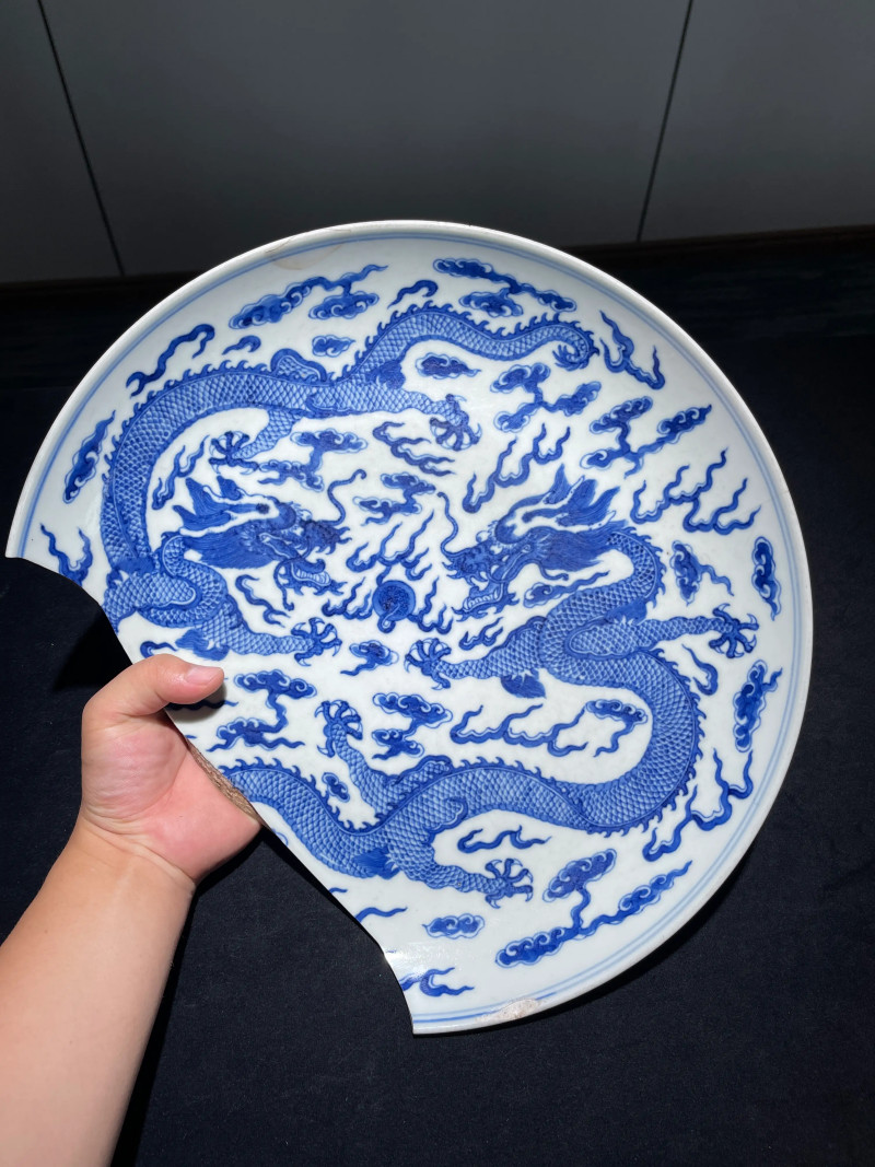 清光绪 青花龙纹大盘 - 图2