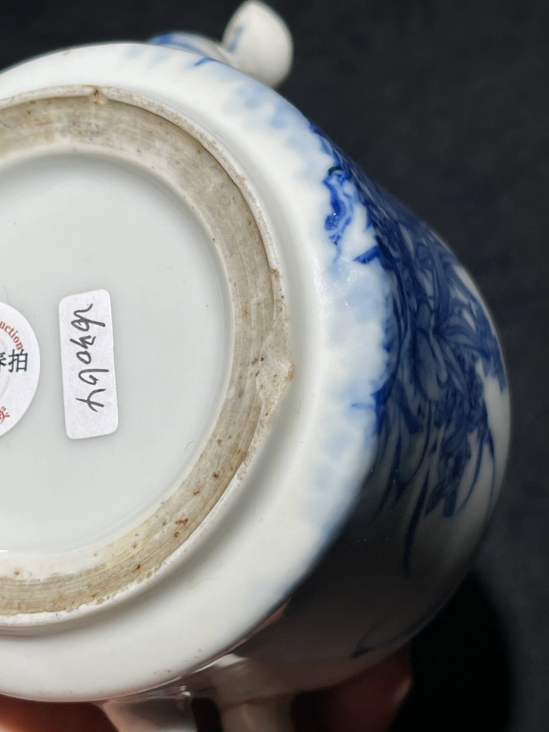 民国 王步风格青花兰草纹执壶 - 图15