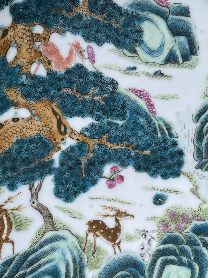 清光绪 粉彩百鹿纹大盘 - 图5
