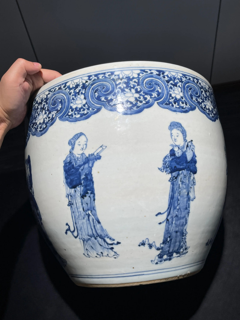 清晚期 青花人物纹卷缸 - 图3