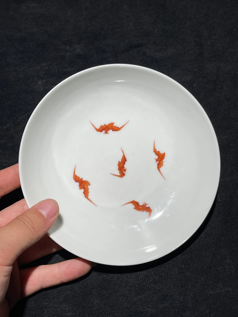 清代 粉彩花卉纹盘 - 图5
