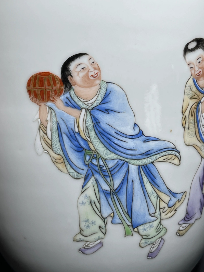 民国 粉彩四圣图瓶一对 - 图19