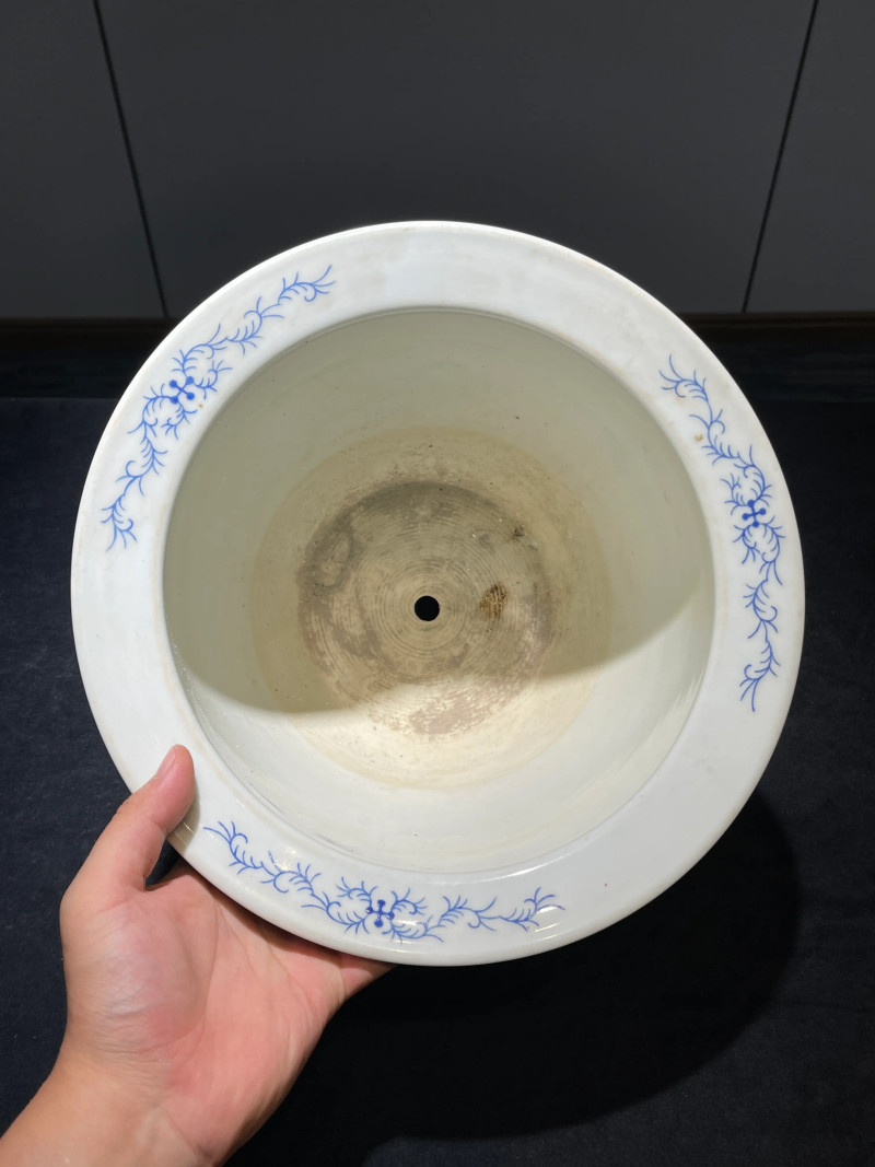 民国 粉彩双鹿纹花盆一对 - 图9