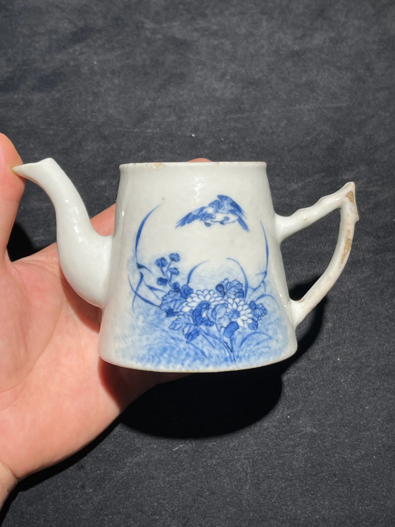 民国 王步风格青花花鸟纹执壶 - 图2