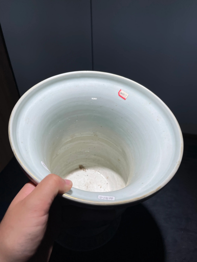 清晚期 粉彩花卉纹花觚一对 - 图15