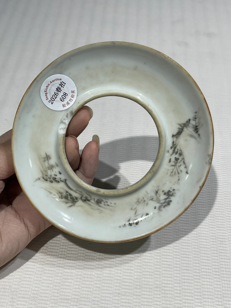 清晚期 浅绛彩盖、托一组八件 - 图12