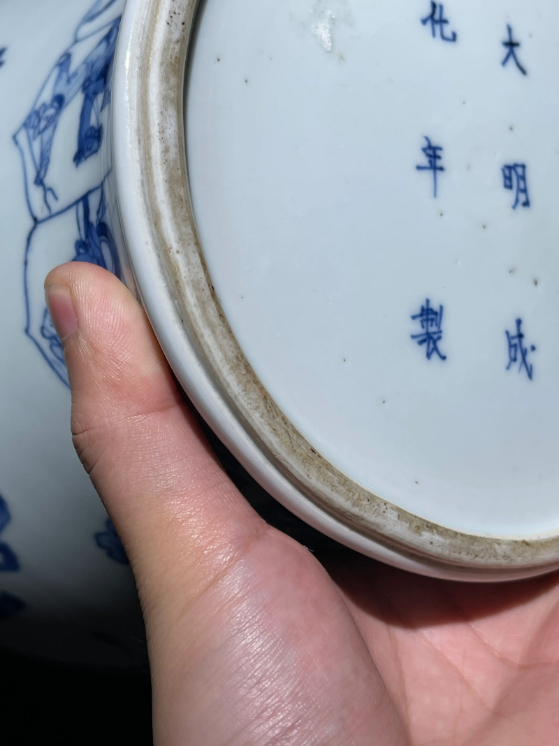 清康熙 青花刀马人将军罐 - 图16